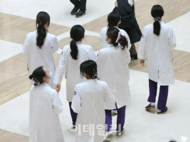 <W解説>職場復帰命令を「強制労働」と主張する韓国の研修医たち、そこに使命感はないのか？