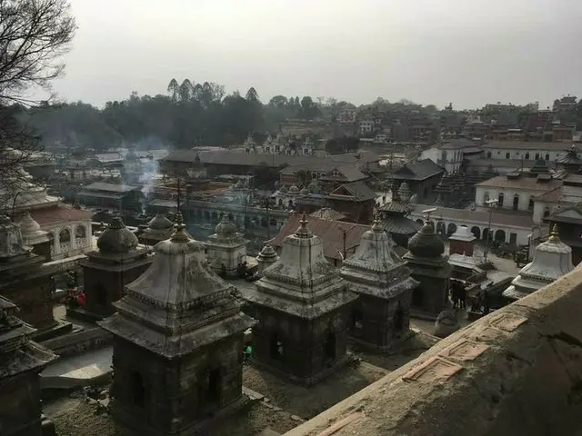 ヒンドゥ教の聖なる寺院「パシュパティナート」【ネパール】