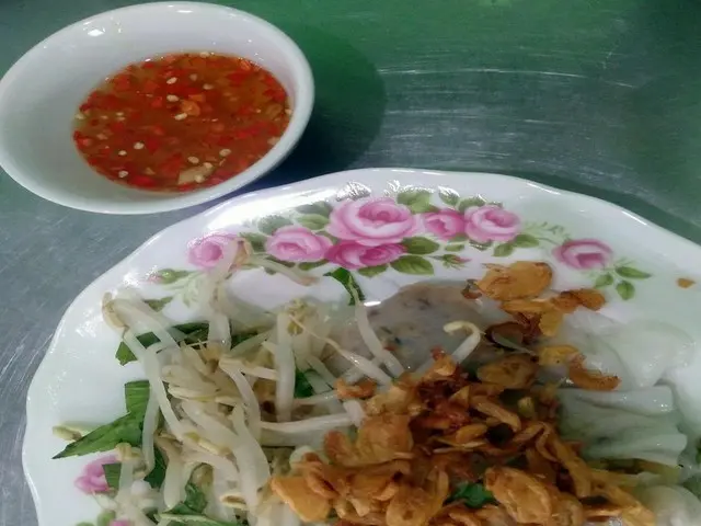 ベトナムの定番朝食、バンクンを食べる【ベトナム】