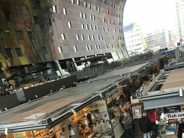 ロッテルダムの食べ歩きホールを堪能しよう！【オランダ】