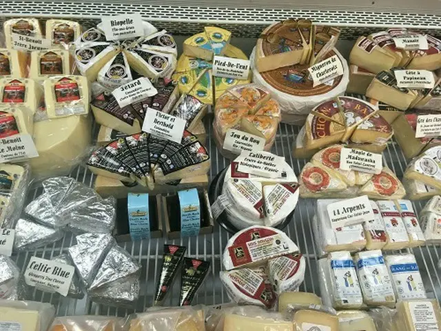 オタワByward MarketのInternational Cheese Incはカナダチーズがたくさん！【カナダ・オタワ】