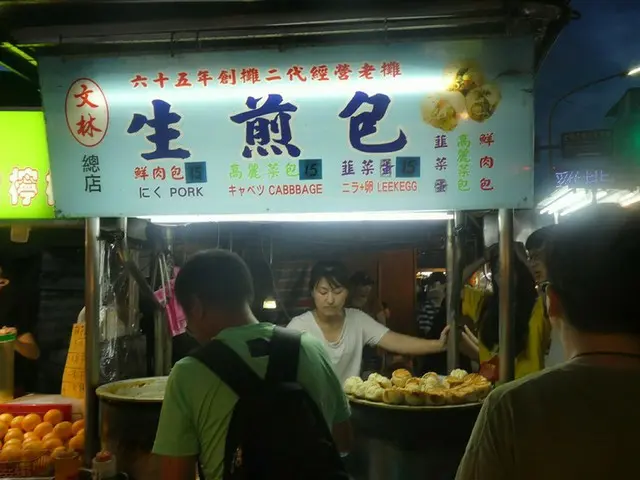 台湾士林夜市の野菜饅頭がヘルシーでおいしい！【台湾・台北】