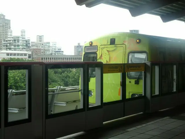 台湾北投（ぺいとう）温泉列車♪【台湾・台北】