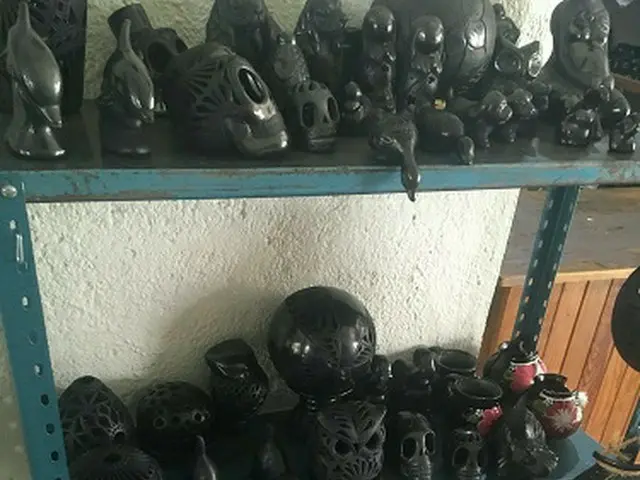 サン・バルトロ・コヨテペックの黒い陶器！【メキシコ】