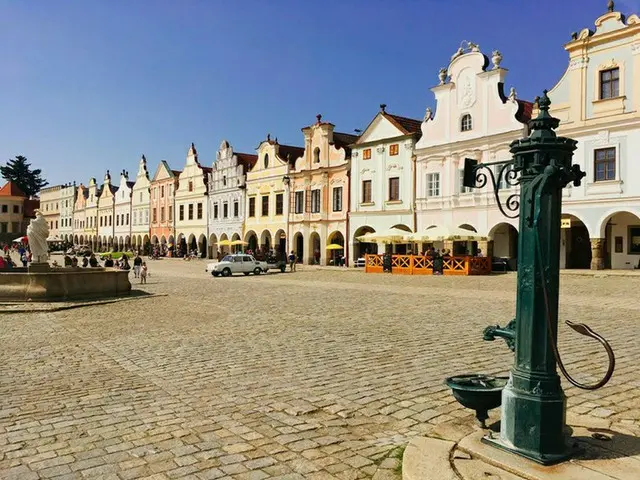 チェコの世界遺産！とってもかわいい田舎街「テルチ」の街並み【チェコ】