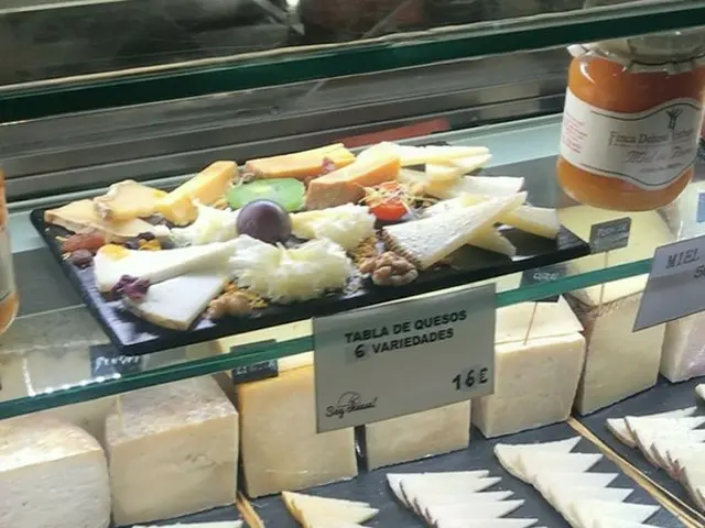 意外！？種類豊富なチーズ【スペイン】