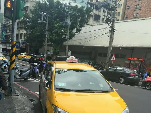 台湾の黄色いタクシー事情【台湾】