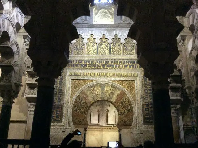 2つの宗教が共存する世にも珍しいモスク兼大聖堂【スペイン】