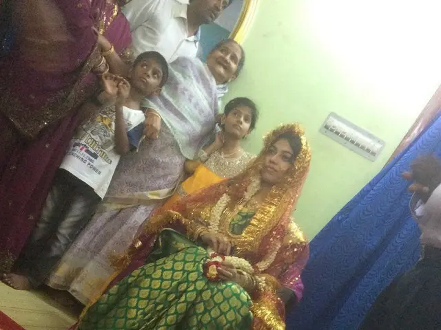 兄が結婚しないと結婚できない弟、インドで進む晩婚化【インド】