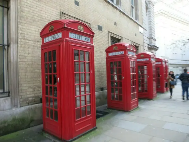 ロンドンから消える赤い電話ボックス！？【イギリス】