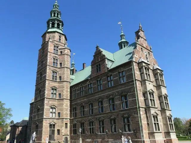 首都コペンハーゲンを散策　ローゼンボー離宮とその周辺【デンマーク】