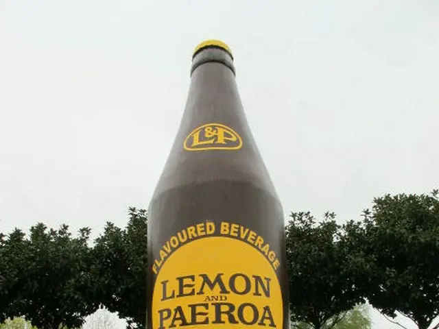 ニュージーランド生まれのレモンジュース！L＆P（Lemon&Paeroa）【ニュージーランド】
