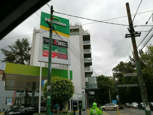 ガソリン価格が上昇　タクシーも値上げ傾向【メキシコ】