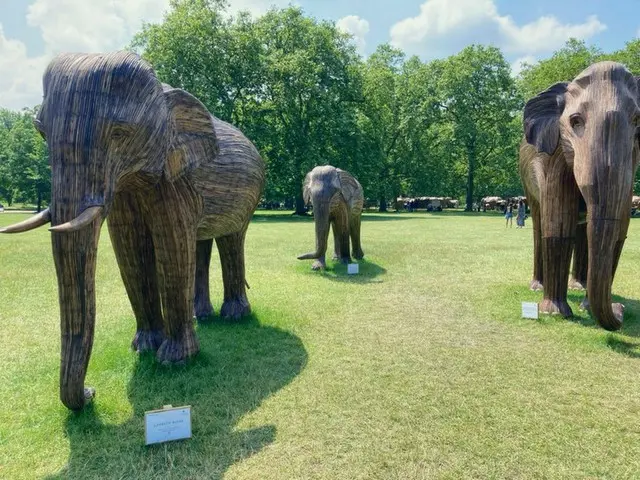 グリーンパークに象がいっぱい！【イギリス】