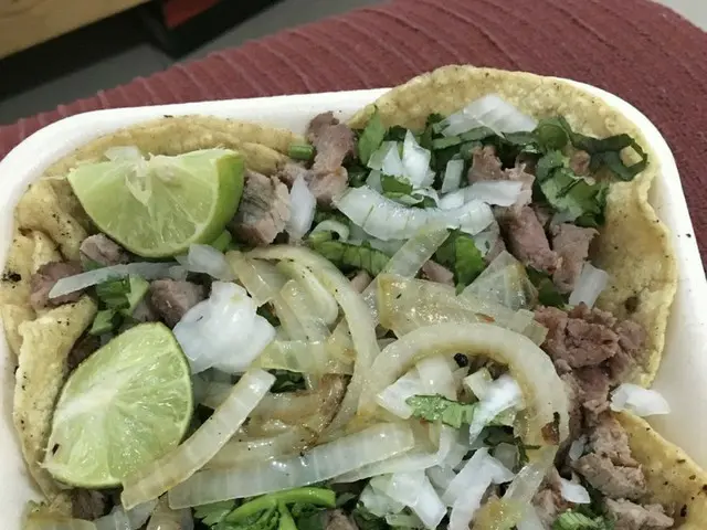 日本でイメージされるタコスは実はアメリカの食べ物？【メキシコ】