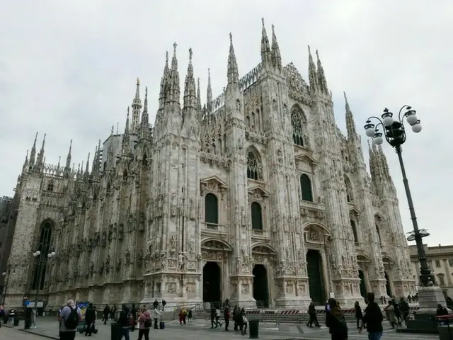 ミラノのドゥオモは屋根の上まで登ることが可能！唯一無二のその景色を楽しむ【イタリア】