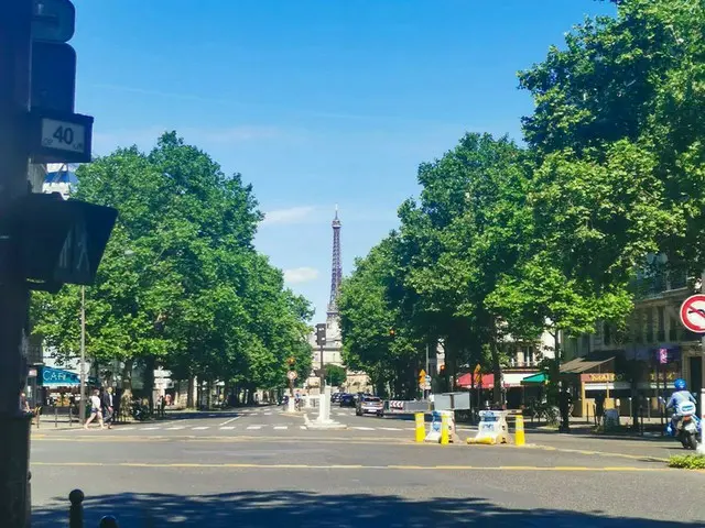 不便なパリの駅で感じる人の優しさ【フランス】