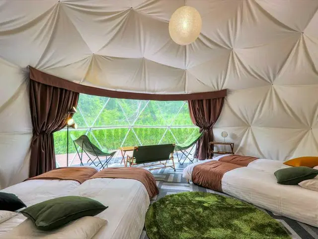 都心から約90分！河口湖で焚き火グランピングを楽しめる「Glamping Resort Varie-ヴァリエ-」