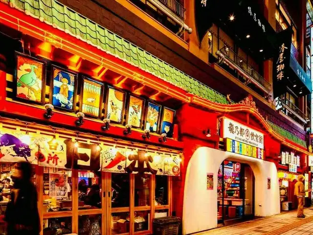 極東アジアがギュッと集結！全17店舗のエンタメ系飲食街「龍乃都飲食街～新宿東口横丁」オープン