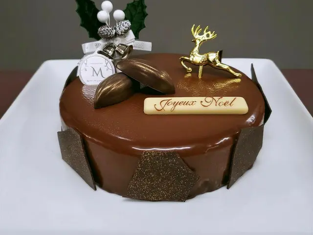 【毎年完売】MAGIE DU CHOCOLAT＜マジドゥショコラ＞でクリスマスケーキ3種＆カカオシュトーレンが予約受付中