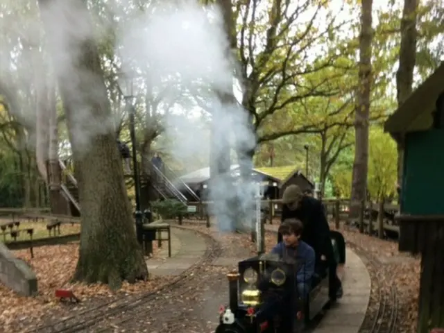 レトロなミニ蒸気機関車【イギリス】