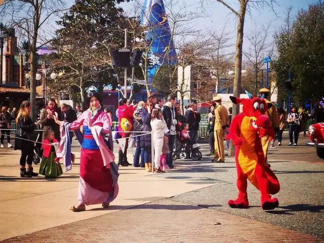 パリディズニーでムーランとアリエルに遭遇♪【フランス】