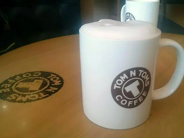 韓国ではお馴染みのカフェ、Tom N Tom Coffee【タイ】