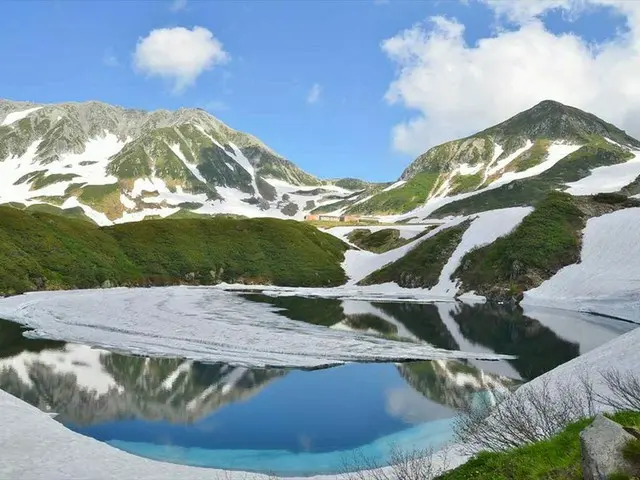 富山県と長野県を結ぶ立山黒部アルペンルートで「2023 立山黒部・雪の大谷フェスティバル」開催！