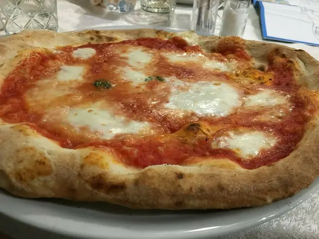 イタリアではピッツァは一人で一枚食べるのが基本！【イタリア】