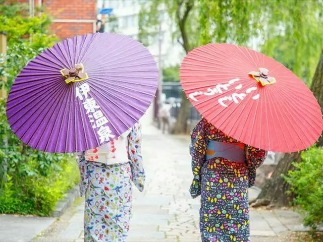 伊東の温泉街を浴衣でそぞろ歩き！着付けもしてもらえる浴衣レンタルスペース「ゆかたび」が7月からオープン