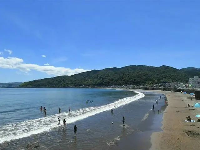 【静岡県伊東市で海開き】海も温泉も楽しめる！伊東オレンジビーチや宇佐美海水浴場で夏のレジャーを満喫