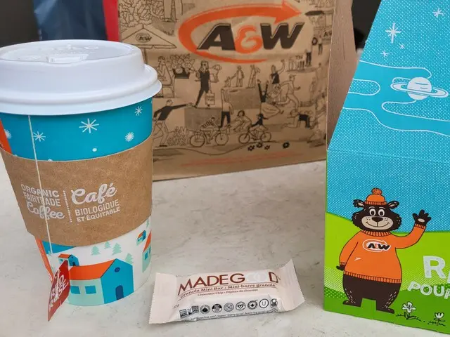 「カナダの」バーガーチェーン、A&W【カナダ】