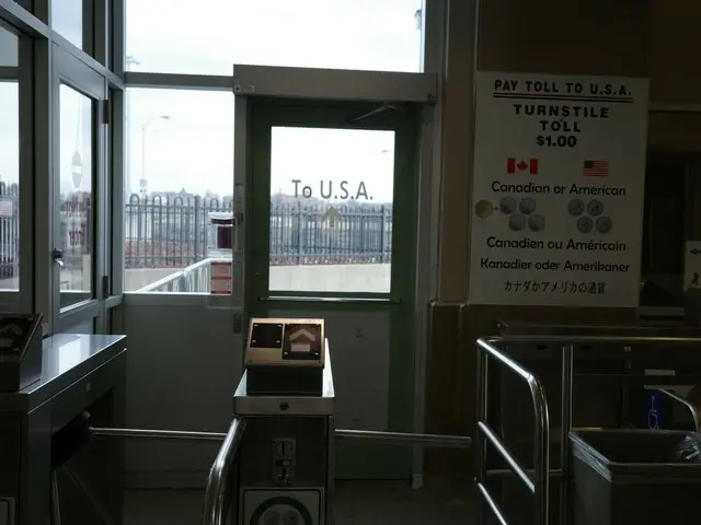 歩いてアメリカに入国！カナダ側のナイアガラからアメリカへ【カナダ】