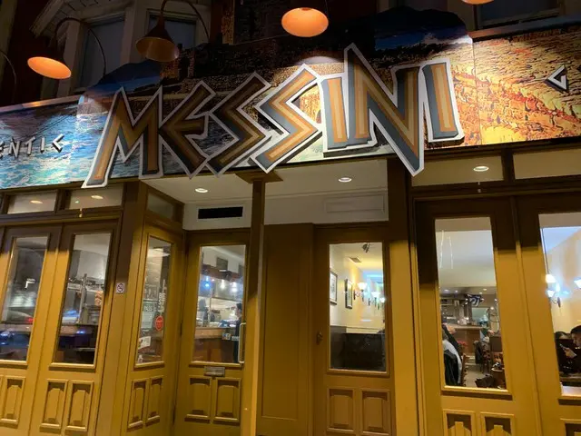トロントでギリシャ料理を食べるならここ！『Messini Authentic Gyros』【カナダ】