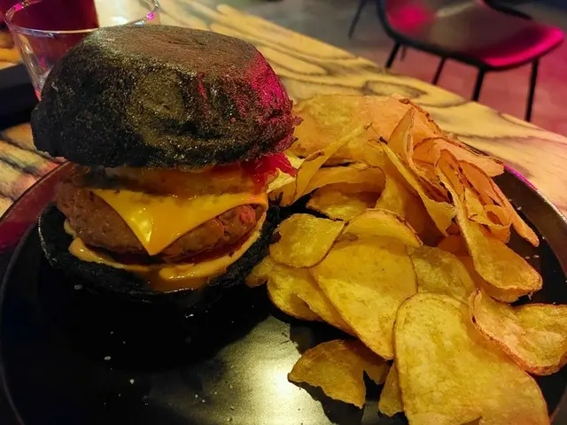 バチカン周辺はハンバーガー店がたくさん！イタリア食材を使った美味【イタリア】