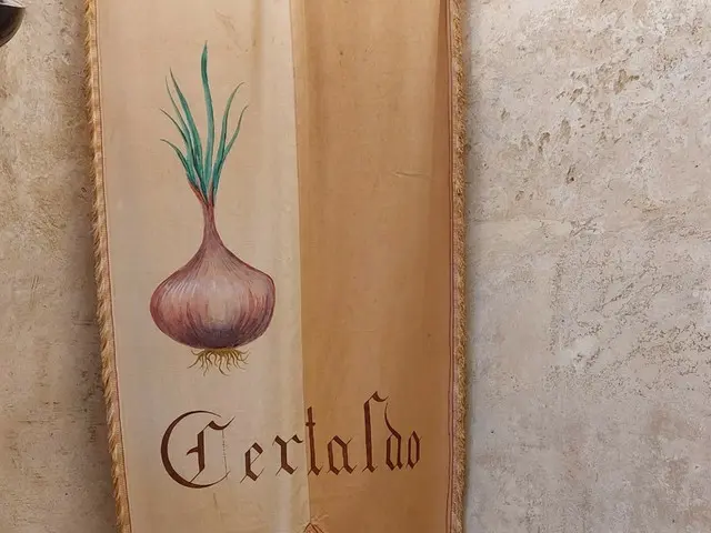 玉ねぎが美味しい町は紋章もアイスも玉ねぎ！【イタリア】