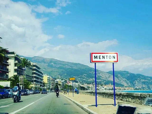 フランスの南東部の街「マントン(Menton)」へ【フランス】