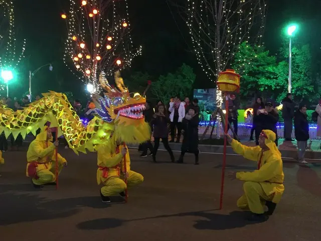 魔除けの儀式とめでたい龍【中国】