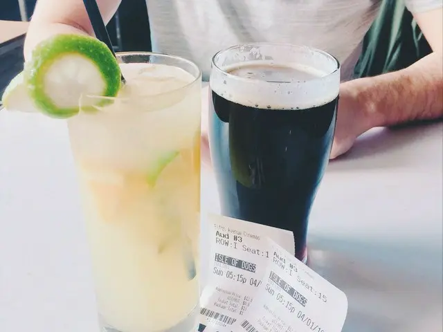 映画館でお酒が飲める！？バンクーバーで唯一の映画館はここ！【カナダ・バンクーバー】