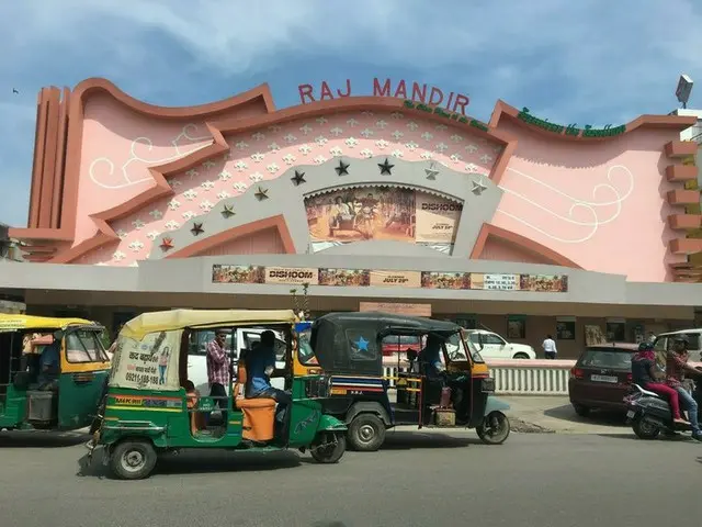 歌って踊って楽しんで！インド映画を観に行こう【インド】