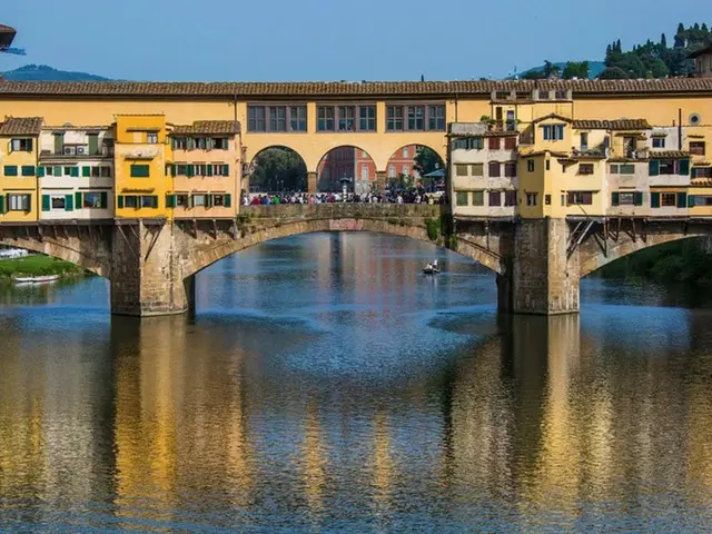 イタリア北部の世界遺産を堪能する旅　古都フィレンツェへのアクセス【イタリア】