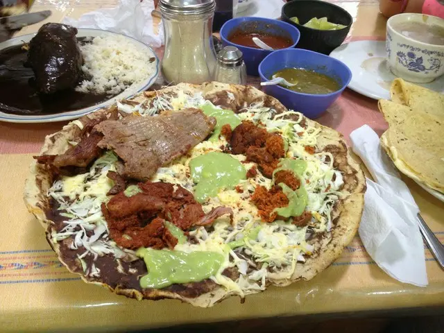 タコスは巻くだけじゃない【メキシコ】