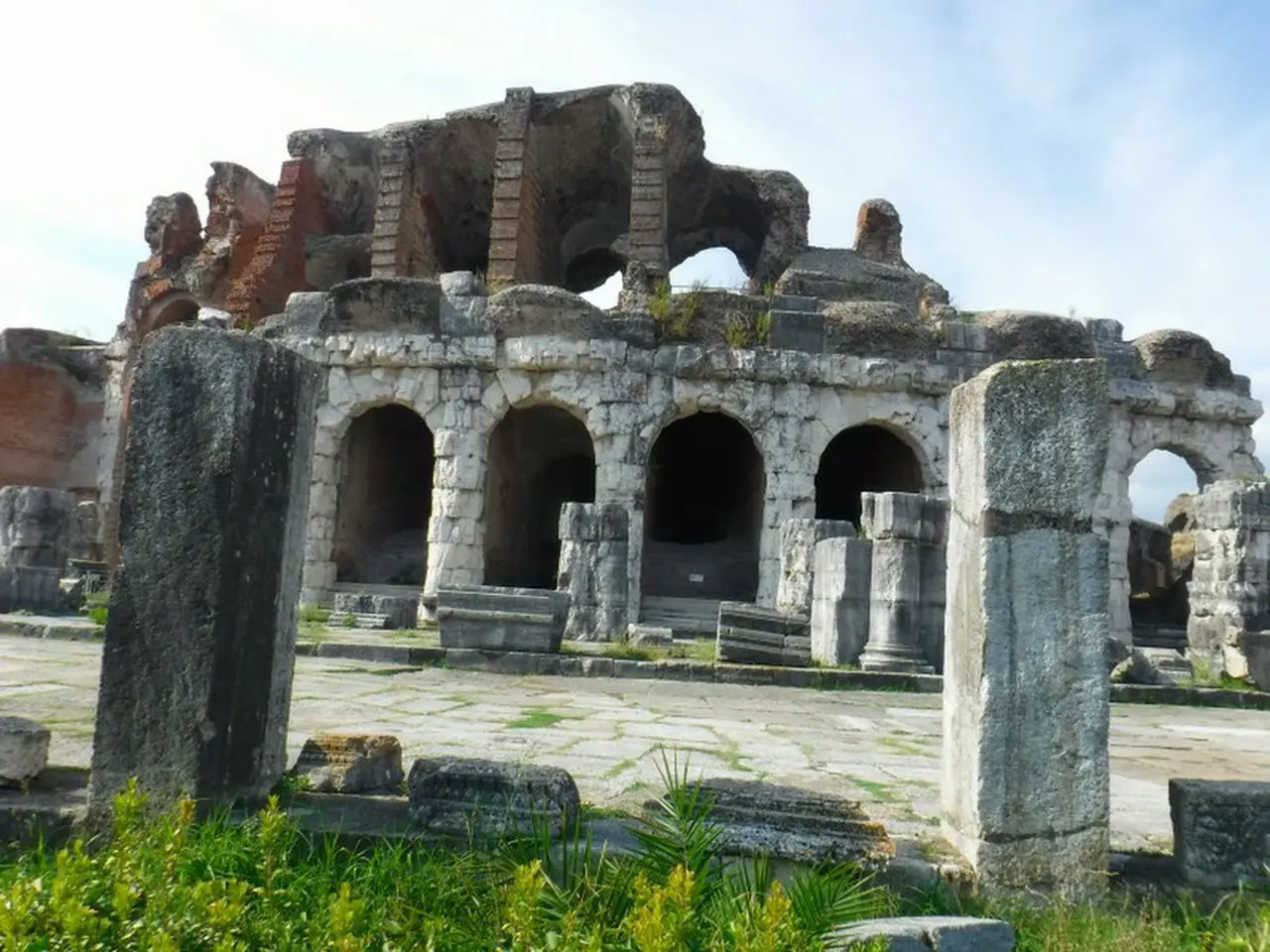 カプアのローマ劇場