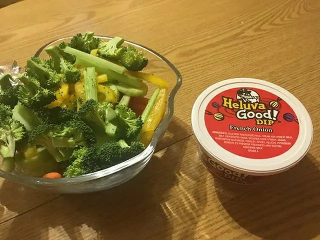 野菜がおいしく食べられる！アメリカのスーパーで調達可能なヘルシーディップ！【アメリカ】