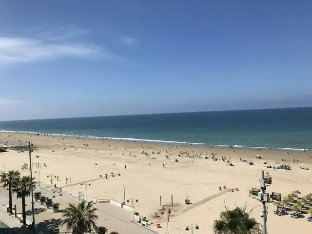 スペインのビーチはとってもオープン！？【スペイン】